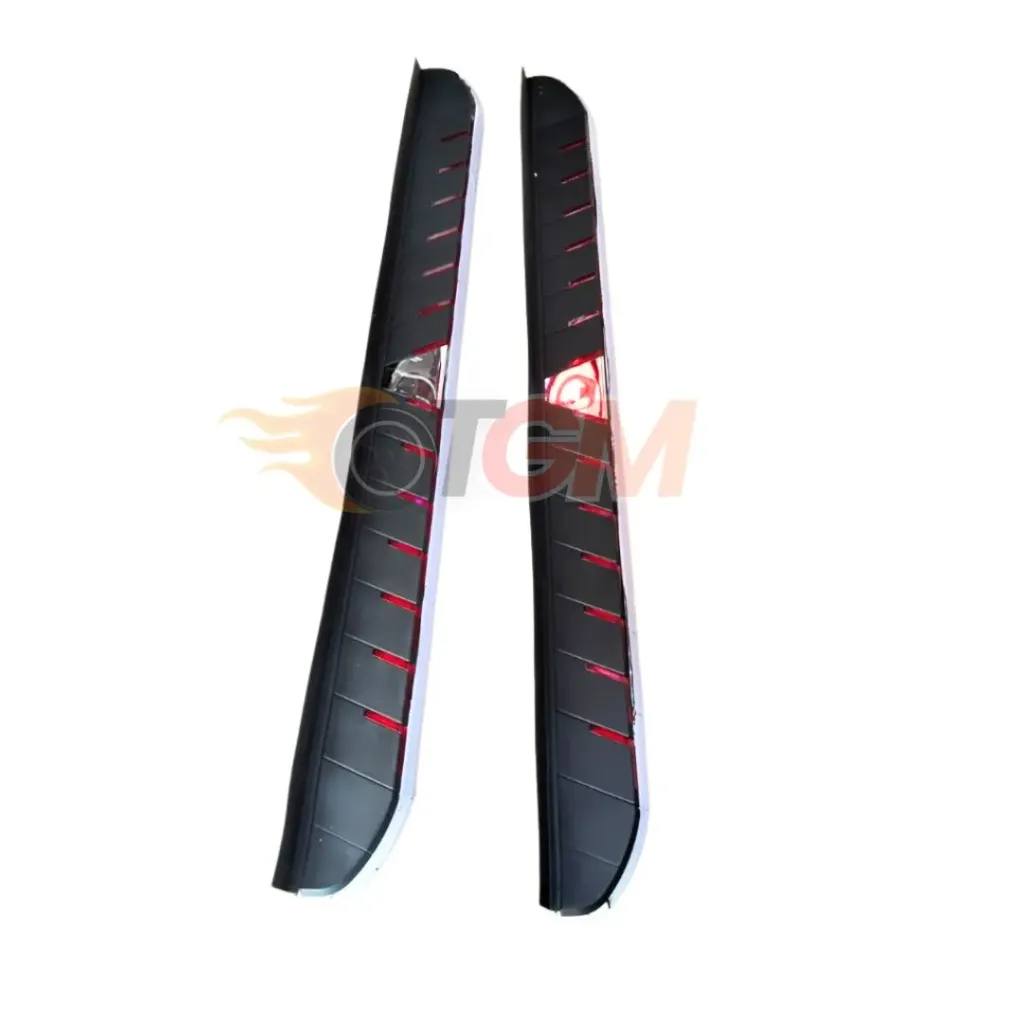 Universal Side Steps Red